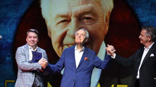 Harald Serafin wird beim Österreichischen Musiktheaterpreis 2024 für sein Lebesnwerk ausgezeichnet © Kristian Bissuti