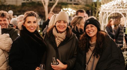 Grand Opening von Punsch im Palaisgarten des Palais Coburg Residenz: Caroline Sinemus (Madl Salzburg), Stephanie Fuchs-Groszmann (FuchsundFreude), Isabella Funk (Richardhof) © Philipp Lipiarski