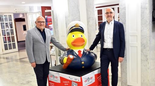 VERKEHRSBUERO HOSPITALITY-Geschäftsführer Michael Kröger und DDSG-Blue-Danube-Geschäftsführer Wolfgang Hanreich im Austria Trend Hotel Ananas © Christian Jobst