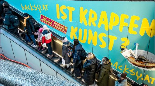 Künstlerkollektiv Backsy macht den Krapfen zum Kulturobjekt © Backsy