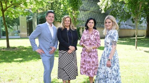 FREILUFT AUGARTENSOMMER: Paul Rittenauer (JPR Projektmanagement & Eventconsulting), Ursula B. Tuczka (Metropolitain Art Club), Danielle Spera (Kulturmanagerin), Billi Thanner (Künstlerin) © Christian Jobst
