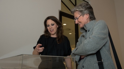 Heike Eipeldauer und Claudia Schmied bei der Eröffnung von Meret Oppenheim © Oreste Schaller