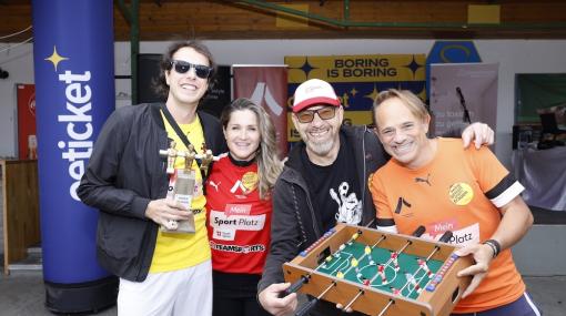 Band Fußball Cup veranstaltet "Kickerl Royale": Marco Pogo, Lizz Görgl, Roman Gregory und Leo Aber © Roland Rudolph
