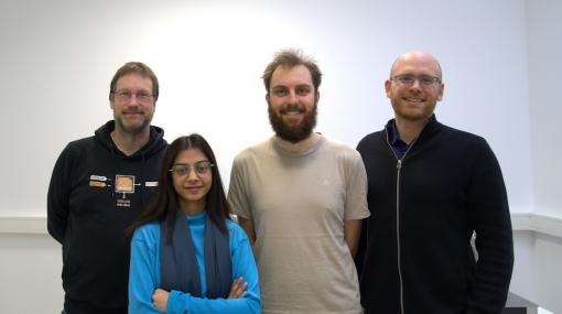 Fachhochschule Wiener Neustadt: Christian Koller, Wissenschaftler an der FH Wiener Neustadt, PhD-Studentin Malaika Waheed, PhD-Student Niels Wernicke und Wolfgang Treberspurg, Leiter des CSCT-Kompetenzzentrums © Fachhochschule Wiener Neustadt
