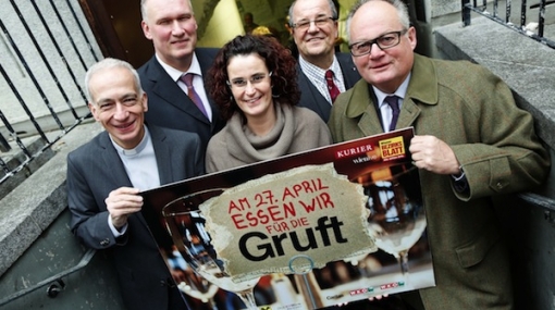 Essen für die Gruft mit Christian Konrad, Berndt Querfeld und Michael Landau © Christian Jobst