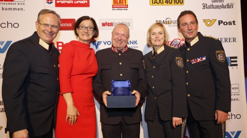 133er Awards 2014: Harald Mahrer, Johanna Mikl-Leitner, Peter Pils, Michaela Kardeis, Gerhard Pürtsl © Arman Rastegar