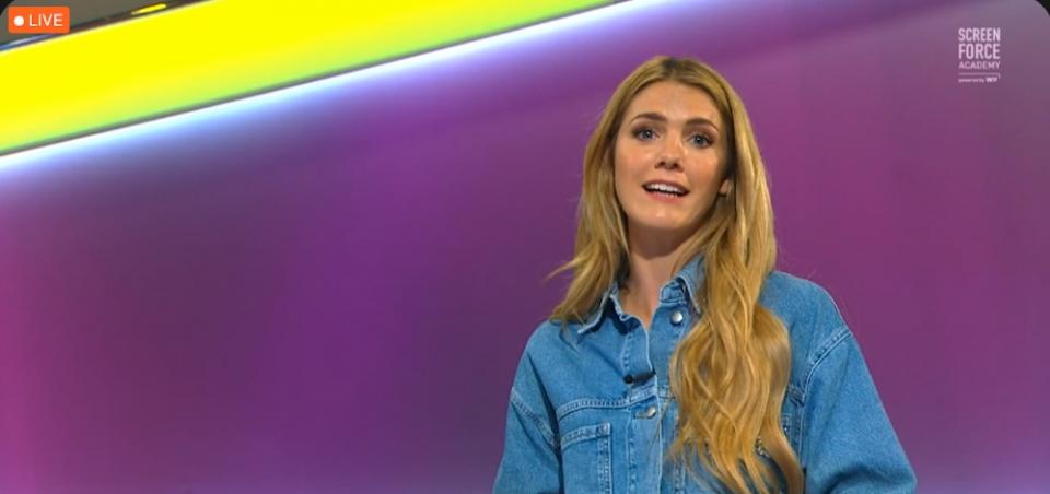 Moderatorin Viviane Geppert bei der Screenforce Academy im Frühjahr 2022 © Screenforce Moderatorin Viviane Geppert bei der Screenforce Academy im Frühjahr 2022 © Screenforce
