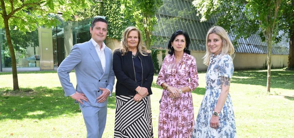 FREILUFT AUGARTENSOMMER: Paul Rittenauer (JPR Projektmanagement & Eventconsulting), Ursula B. Tuczka (Metropolitain Art Club), Danielle Spera (Kulturmanagerin), Billi Thanner (Künstlerin) © Christian Jobst