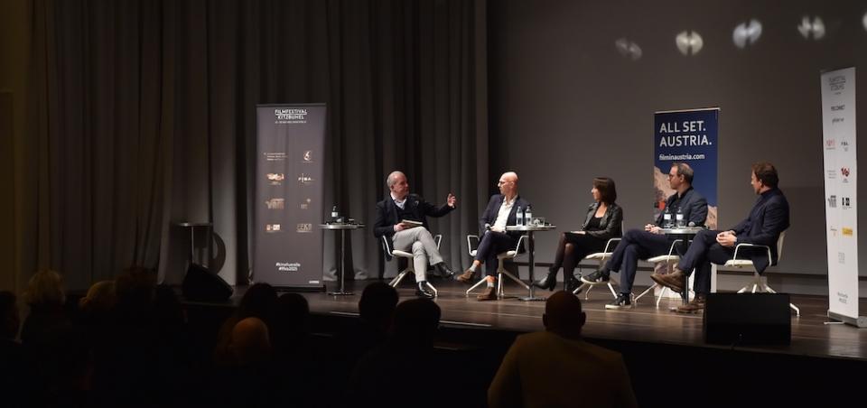 Filmfestival Kitzbühel 2025: Think Tank zur Unabhängigkeit der Produktionsfirmen mit Thomas Gruber (ProSiebenSat.1 PULS 4), Michael Krön (ORF), Gabi Stefansich (Allegro Filmproduktion) und Bernd von Fehrn (Network Movie) und Michael Paul (Paul und College © BrauerPhotos/Goran Nitschke Filmfestival Kitzbühel 2025: Think Tank zur Unabhängigkeit der Produktionsfirmen mit Thomas Gruber (ProSiebenSat.1 PULS 4), Michael Krön (ORF), Gabi Stefansich (Allegro Filmproduktion) und Bernd von Fehrn (Network Movie) und Michael Paul (Paul und College © BrauerPhotos/Goran Nitschke