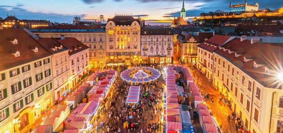 Adventmarkt Bratislava © DDSG